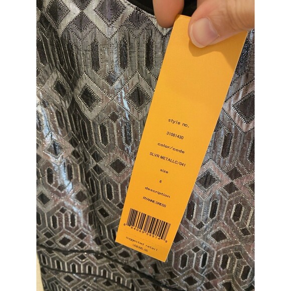 Tory Burch Ryanne Metallic Silver Dress NEW Size 6 - Picture 5 of 10